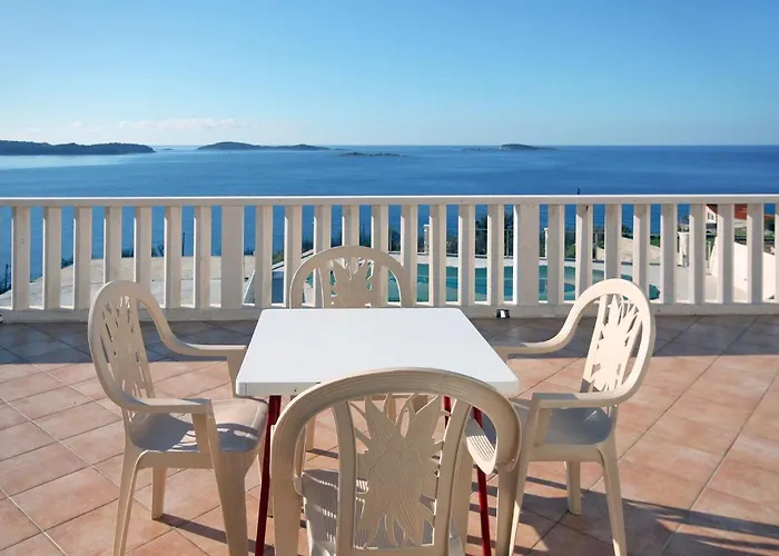 Apartament With Swimming Pool Soline, Dubrovnik - 4762 *